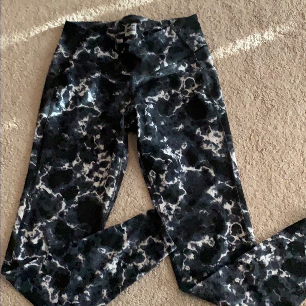 Old Navy active yoga pants size medium